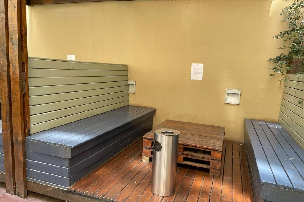 Cool & Easy Flat In The Heart Of Marshalltown Йоханнесбург Экстерьер фото